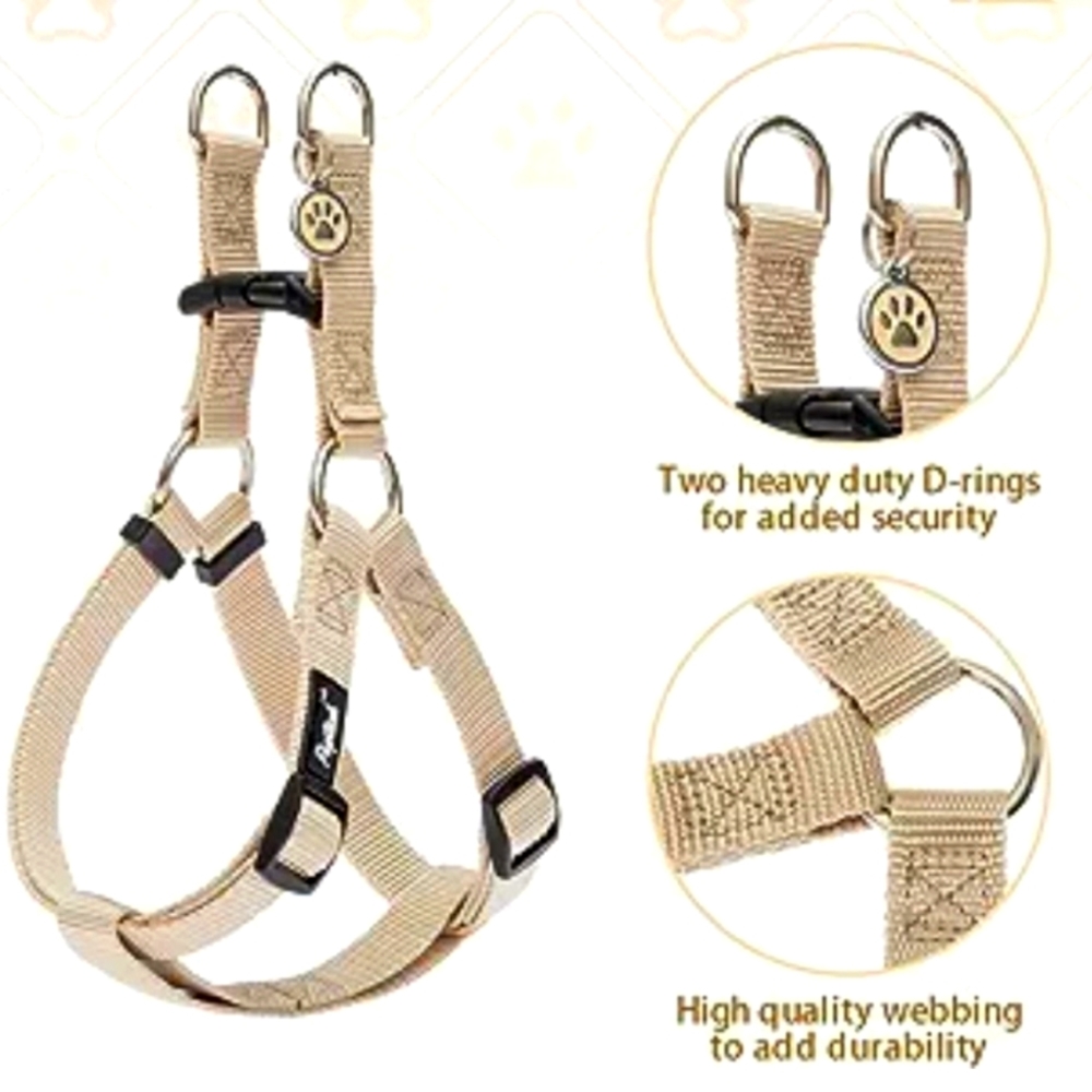 SMALL DOG HARNESS. SIZE SMALL NWT